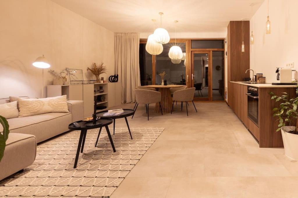 Appartement Met Tuin In Haarlem Centrum Bagian luar foto